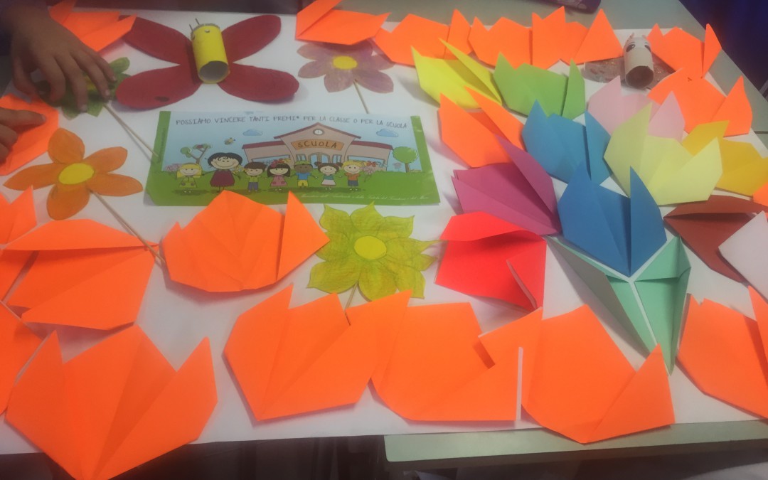 PRIMAVERA FIORITA IN UN PRATO  DI ORIGAMI FAVOLOSI